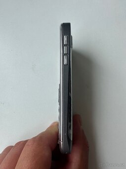 Nokia e72 - 3