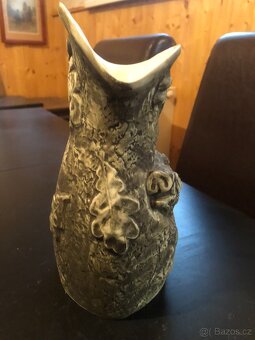 Porcelánový džbán s 3D mysliveckým motivem - 3