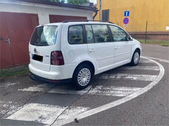 Volkswagen Touran 2.0i Benzín/CNG rok výroby 2010 200.000km - 3