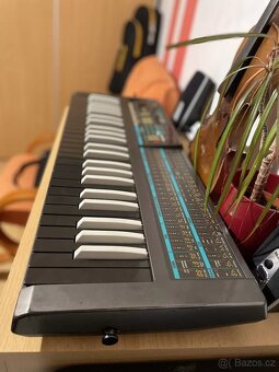 Prodám KORG POLY 800 - legendární analogový syntetizátor - 3