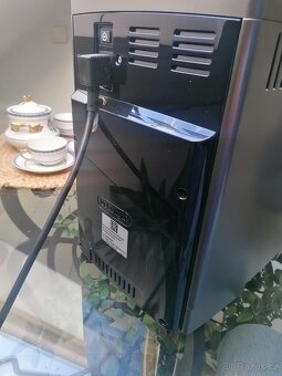 Kávovar De'Longhi Dinamica Plus - 3