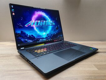 2K 165HZ_GIGABYTE AORUS 16X_i7-14650HX_16GB_RTX 4070 8GB - 3