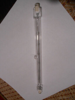 Halogenová žárovka TESLA - 3