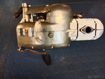 Motor Jawa 550/555 - 3