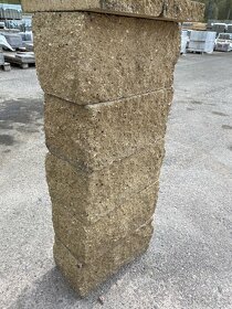 Betonové plotové tvárnice sloupové žluté - 3