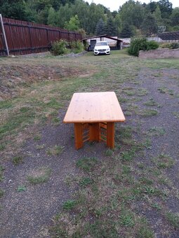 Prodam konferencni stolek - z masivu - boroviceice - 3