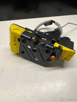 //Zámky Volvo XC90 LP,LZ,PP,PZ,Kufr // - 3