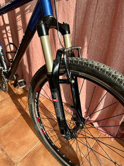 Author Basic SX, vel. 19", RST First Air, Deore - 3