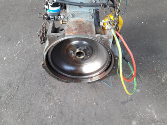 Motor perkins balkancar - 3