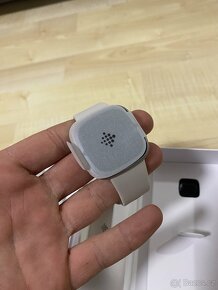 Chytré hodinky Google Fitbit Sense 2 - 3