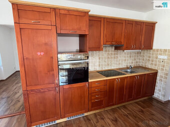 Prodej domu, Loučky  u Turnova (190 m2) – 2 jednotky (2+1 a  - 3