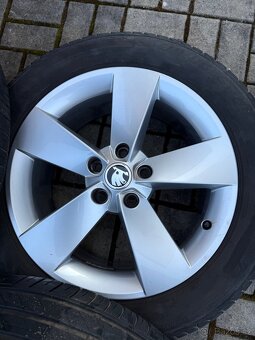 Original Skoda Karoq kola R17 s letnimi pneu - 3