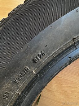 Pneu 235/60 r18 - 3