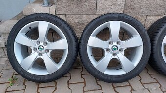 Alu kola 5x112 r17 škoda octavia II letní pneu - 3