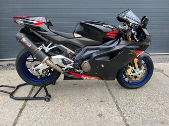 Aprilia RSV 1000R Factory - 3