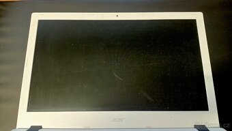 Acer Aspire E15 na ND - 3