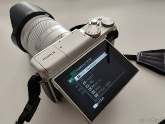 Fotoaparát FUJIFILM X-A10 stříbrný + XC 16-50 mm - 3