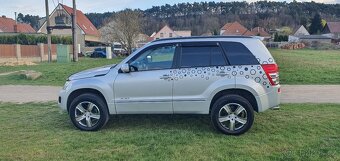 Suzuki Grand Vitara 1,9DDiS, 95kW, 4x4 - 3