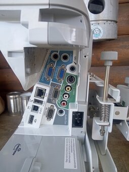 PROJEKTOR - 3