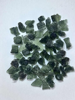 Vltavíny střepy z Besednice -52g, krásná barva a textura - 3