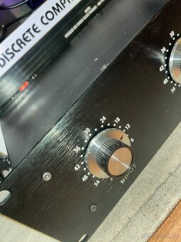 Warm Audio WA76 Discrete Compressor - 3