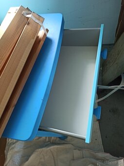 Modrý dětský nábytek - 3