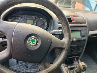 ŠKODA OCTAVIA II 1,9 /3372/ - 3