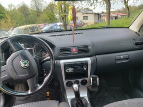 Škoda Octavia 1 - 3