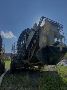 Bramborový kombajn Fortschritt E - 686 - 3