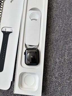 Apple Watch SE - 3