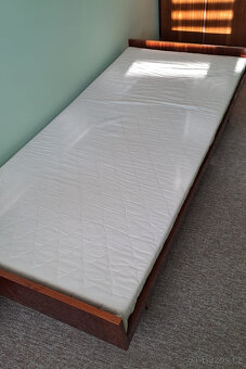 Daruji 2 postele s matracemi - 3