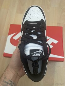 NIKE DUNK LOW PANDA - Man/Woman/Gs - 3