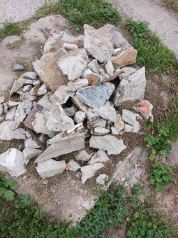 Kameny a beton - 3