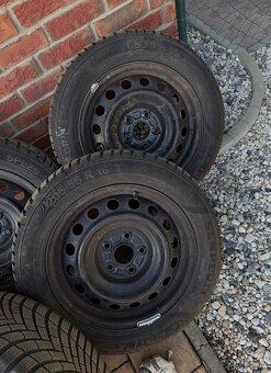 Plechové disky 5x114.3 16 se zimním pneu 205/55 R16 - 3