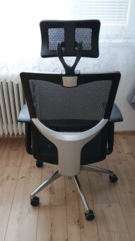 Kancelářská ergonomická židle - 3
