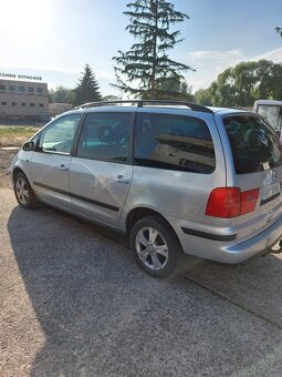 Seat Alhambra 1.9 TDi 85kW 2010 - 3