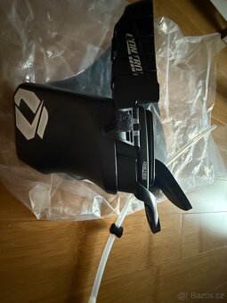Hydratační systém, nádrž,s držákem Garmin, na triatl.řídítka - 3