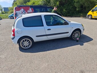 Renault Clio Van - 3
