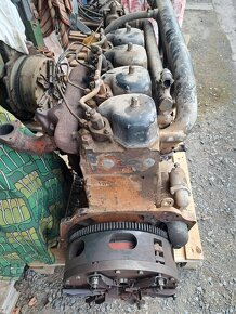 Motor zetor 7701 typ 7101 - 3