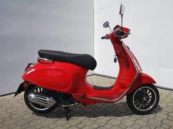 Vespa Sprint 125, registrace 5/2025, nový skútr - 3