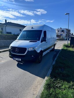 Mercedes-Benz Sprinter - 3