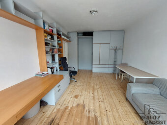 Pronájem bytu 2+KK, 47m2 + balkon 3m2, Praha 3, Biskupcova u - 3