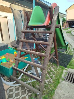 Laminátová skluzavka s dřevěnou konstrukcí - 3
