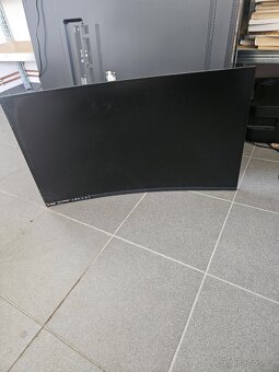 Telka LG a monitory - 3