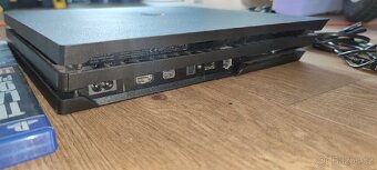 PS4 pro - 3
