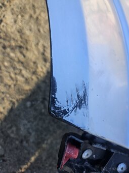Opel Astra H přední blatníky. - 3