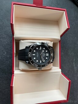 nová kožená krabička zn. Omega na hodinky - 3