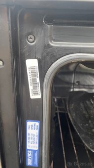 Vestavná trouba Indesit - 3