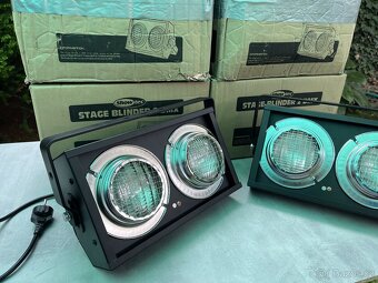 2x Showtec Stage Blinder 2 DMX - 3