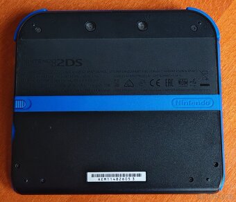 Nintendo 2DS Mario Kart 7 edícia - 3